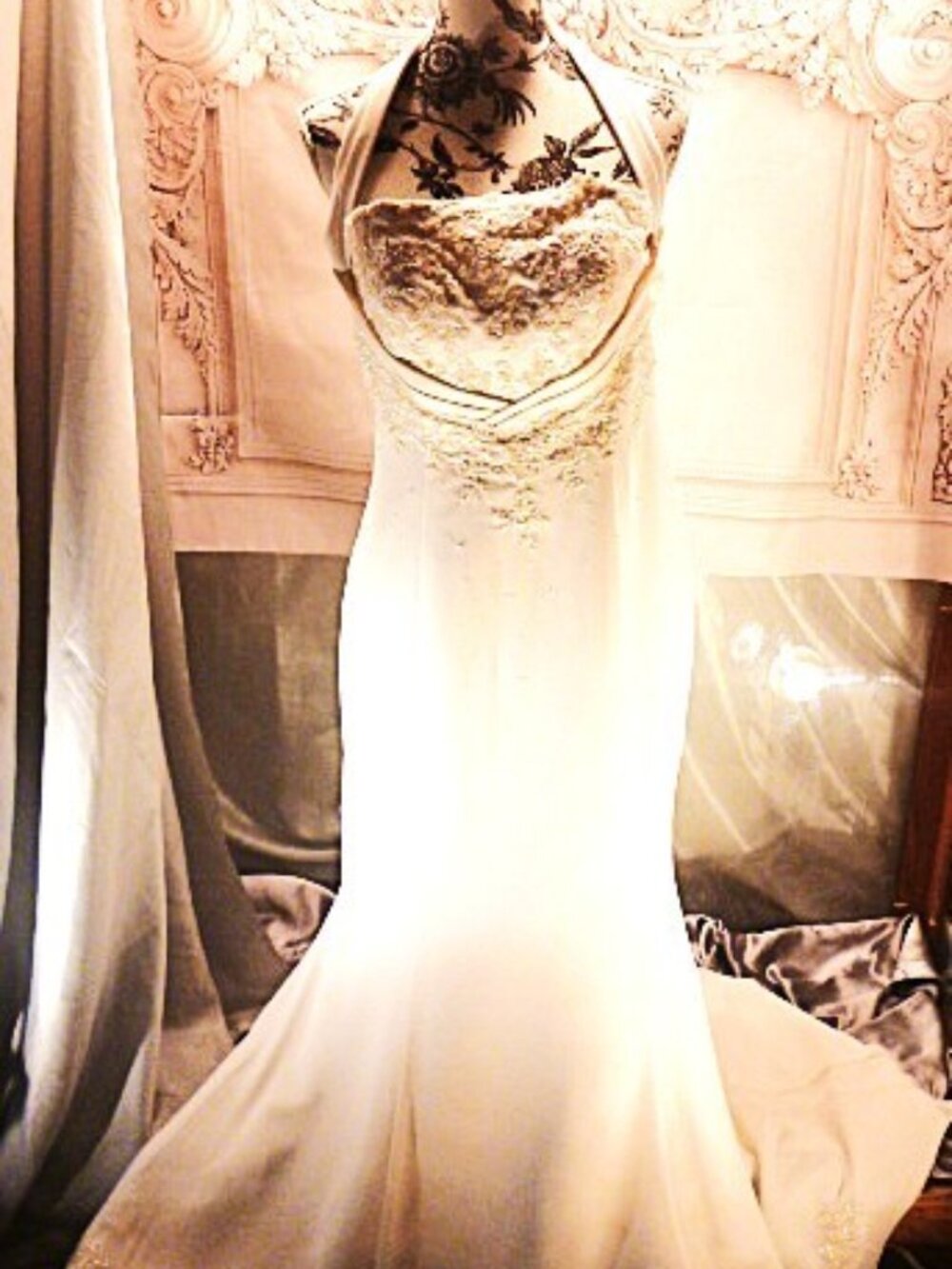Ivory mermaid style wedding gown